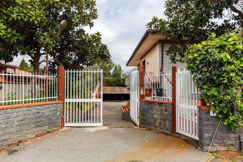 Villa in Via Cartesio 4, San Giovanni la Punta — foto 3 di 5