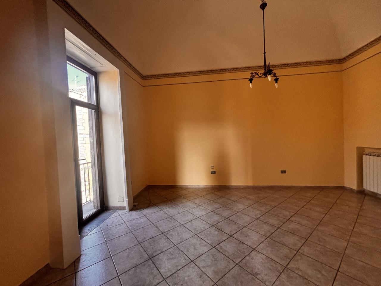 Trilocale in Via Purgatorio N°1, Torre del Greco