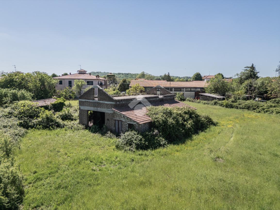 Rustico in Località Montarone, Capranica