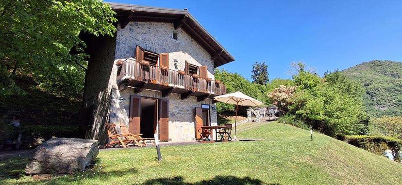 Villa unifamiliare, Plesio — foto 5 di 5
