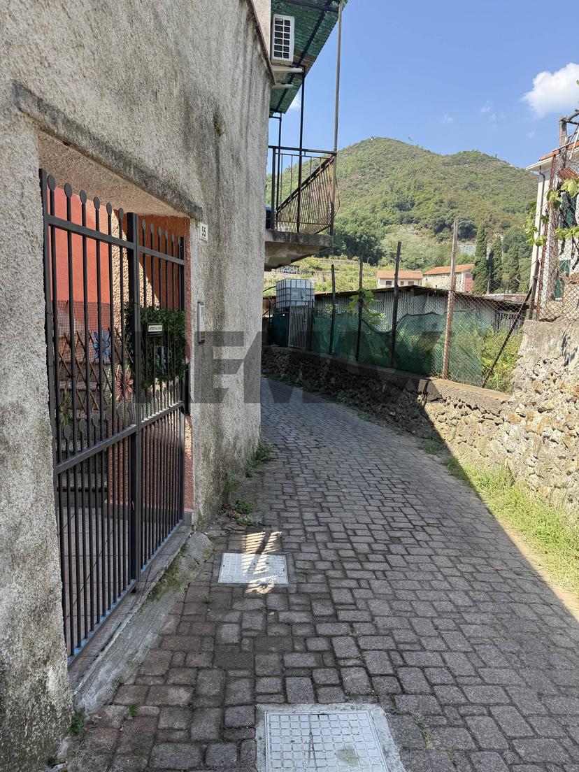 Casa indipendente, Tovo San Giacomo — foto 3 di 5