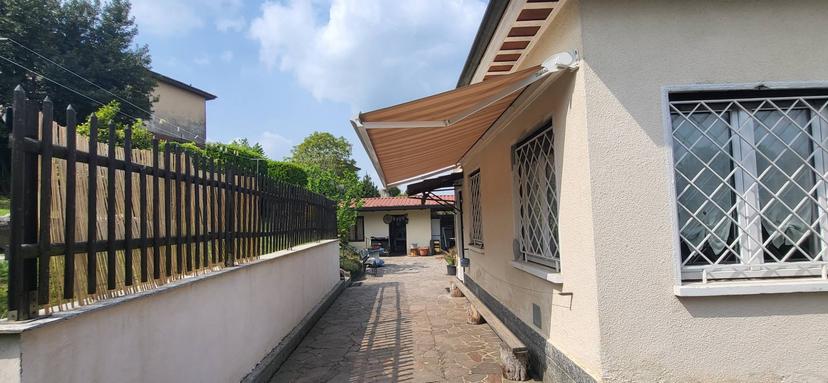 Villa in Via Ticino, Varallo Pombia — foto 2 di 5