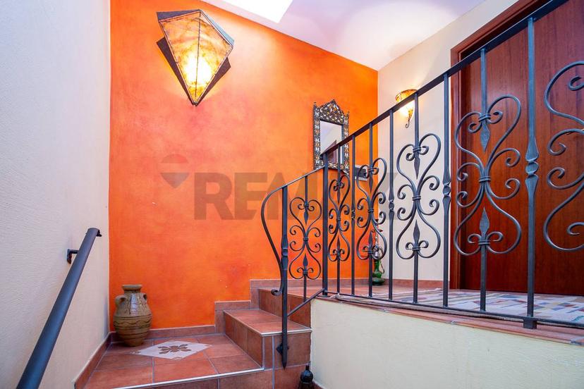 Casa indipendente in Via Chiesa Vecchia 28, Barrafranca — foto 2 di 5