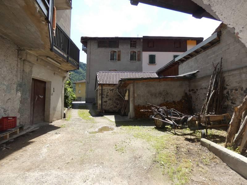 Casa indipendente in Via Regensburger 2, Storo — foto 2 di 5