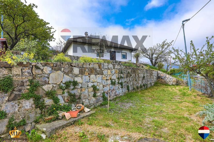 Casa indipendente in Via Galileo Galilei 46, Sant'Olcese — foto 2 di 5