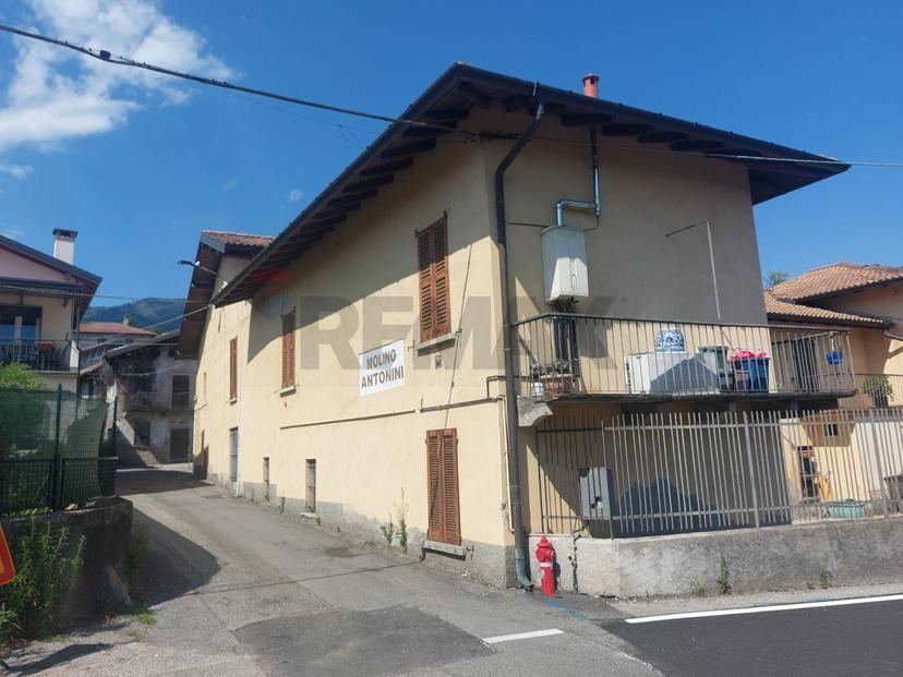 Bilocale, Barasso — foto 2 di 5