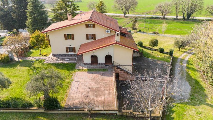 Villa bifamiliare, Senigallia — foto 3 di 5
