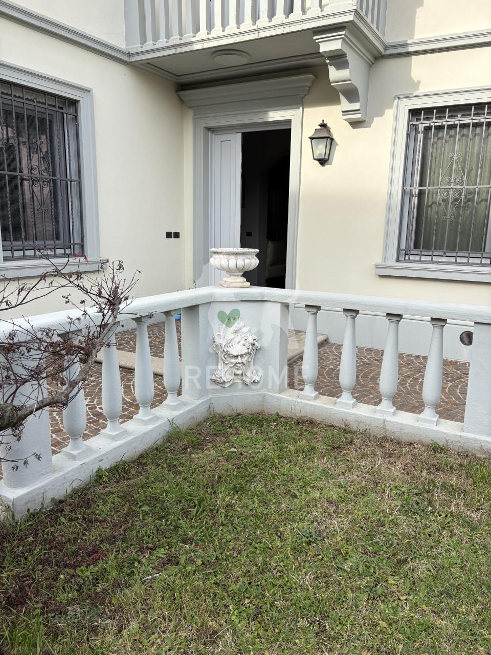 Villa in Via Lignano, 14, Pozzuolo del Friuli