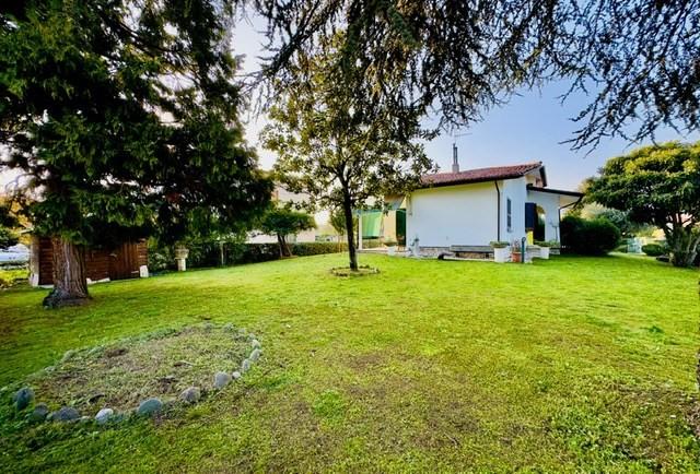 Villa, Prevalle — foto 4 di 5