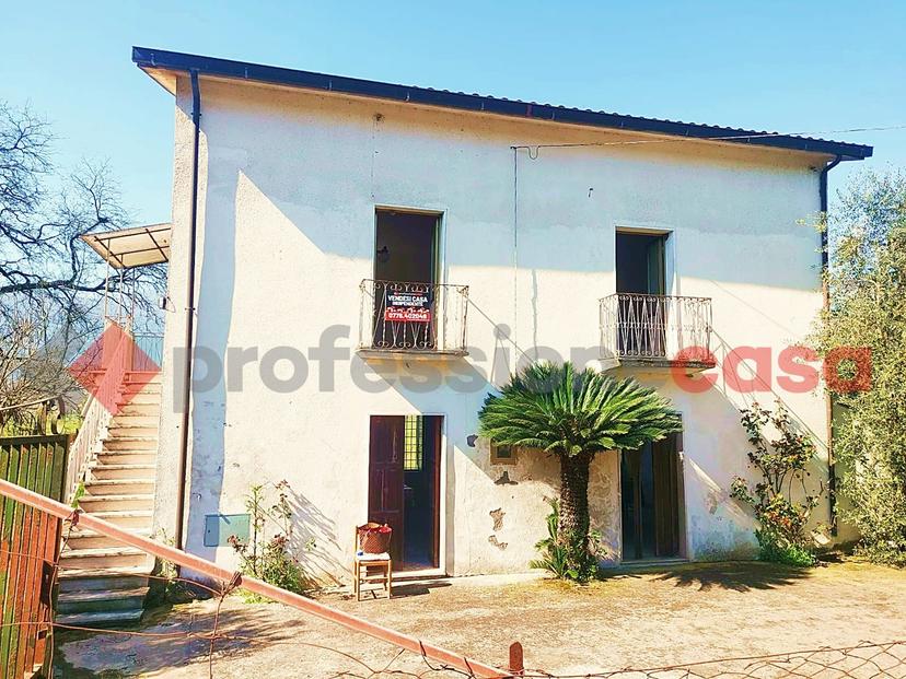 Casa indipendente in Via Valle Castagneto, Rocca d'Evandro — foto 2 di 5