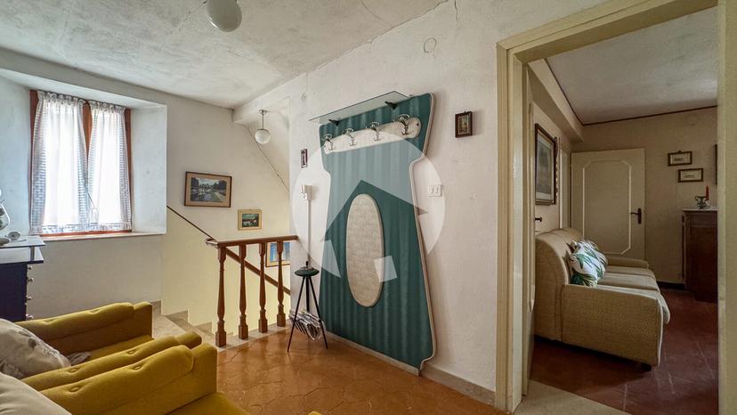 Villa a schiera in Compiano 73, Canossa — foto 3 di 5