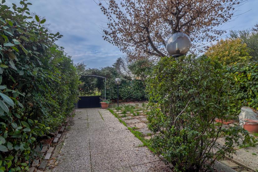 Villa a schiera in Via Andrea da Formigine 23, Bologna — foto 2 di 5