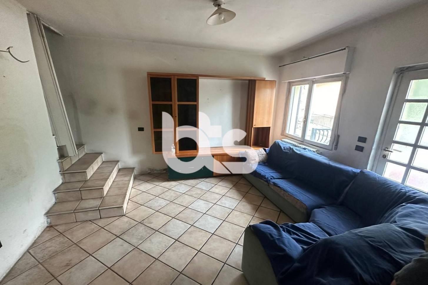 Casa indipendente in Via Vecchi, Adrara San Martino