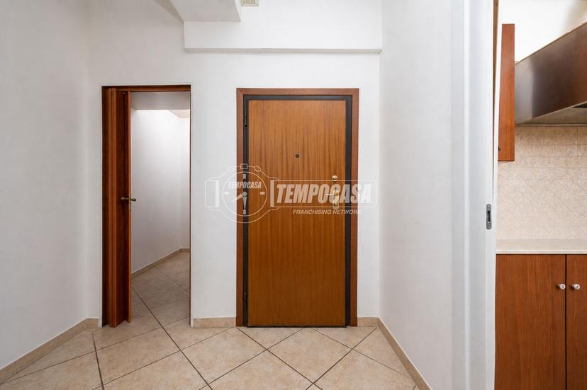 Quadrilocale in Via Antonio Veneri, Reggio nell'Emilia — foto 3 di 5