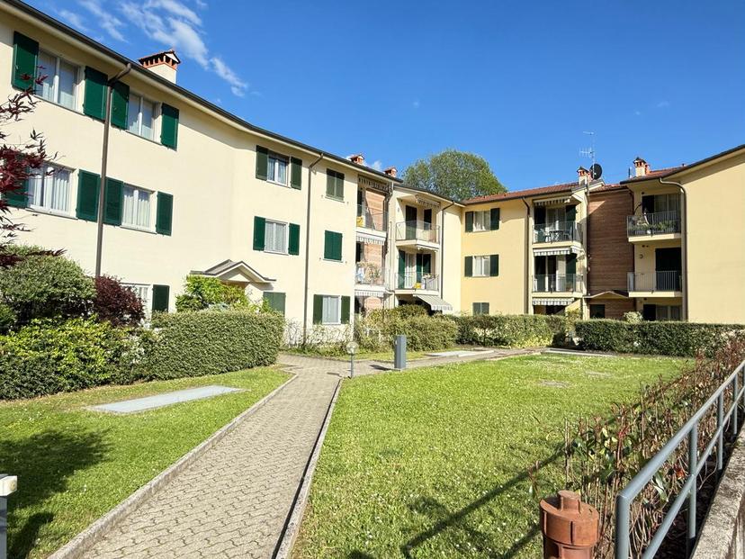Trilocale in Via S. Margherita 57, Brivio — foto 2 di 5