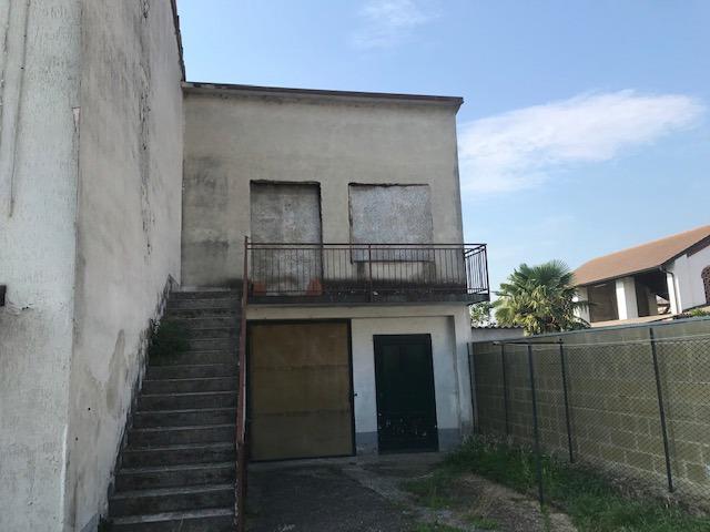 Rustico in Via Mattei  2, Cavenago d'Adda — foto 2 di 5