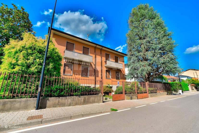 Villa in Via Italia 14, Bellusco