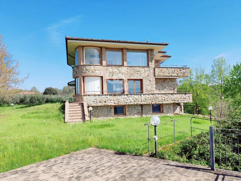 Villa in Località Pianinciano Snc, Grotte di Castro — foto 2 di 5