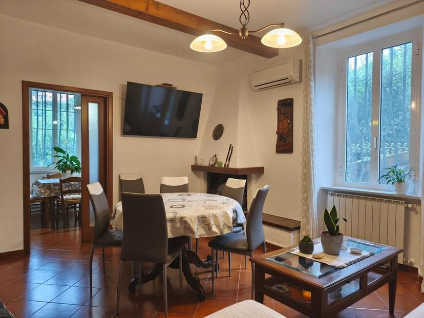 Casa indipendente, Luni — foto 5 di 5