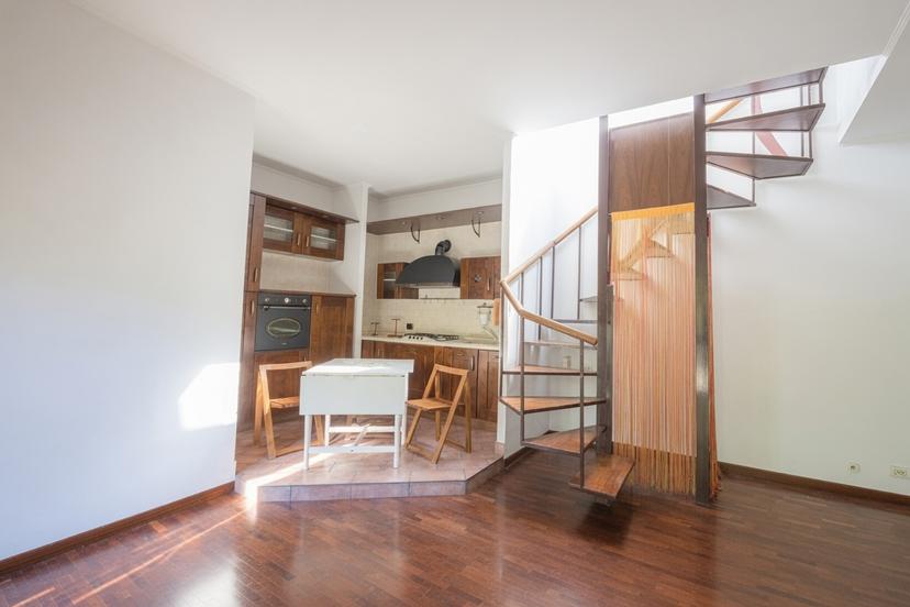 Trilocale in Via Ernesto Basile 68, Roma
