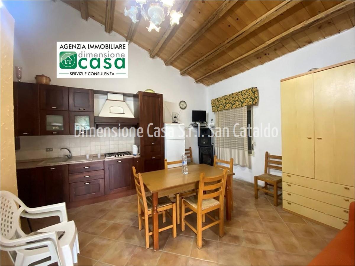 Casale in Contrada Pescazzo, Snc, Caltanissetta