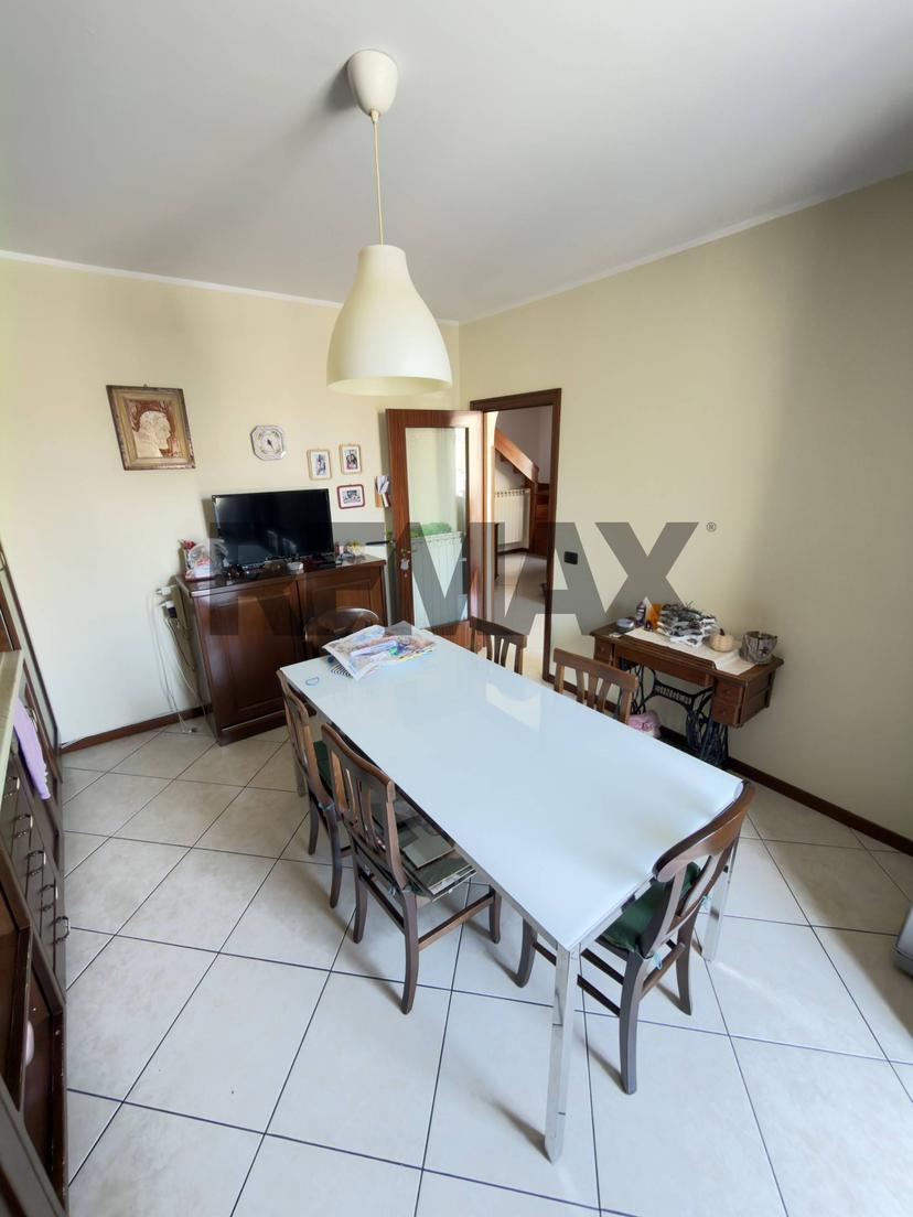 Casa indipendente in Via Santa Margherita 5, Paternò