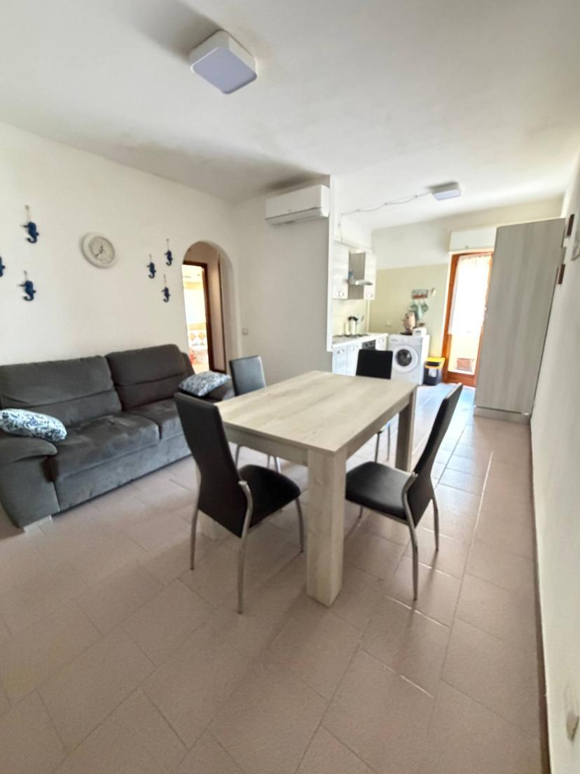 Trilocale in Via Filippo Turati 10, La Maddalena