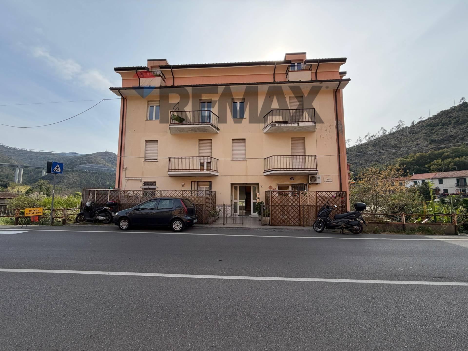 Bilocale in Via Gardella 4, Casarza Ligure