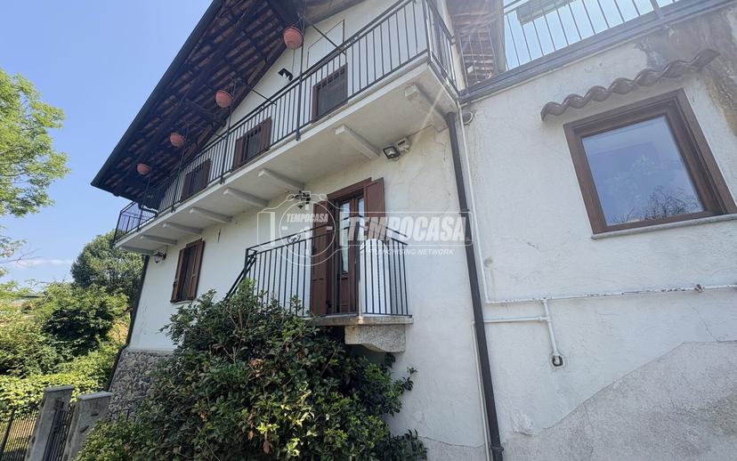 Casa indipendente in Via Dante Alighieri, Cossato