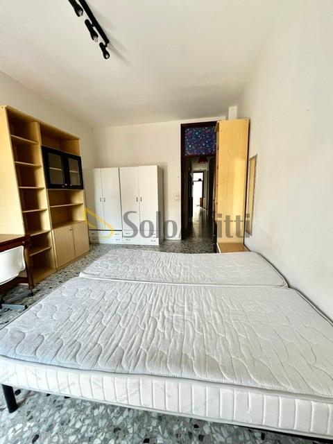 Stanza in appartamento in Nicolai 92, Bari — foto 2 di 5