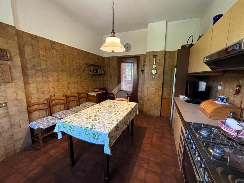 Villa in Via Cadore 24, Mantova