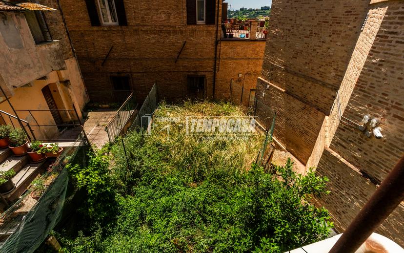 Casa indipendente in Via Porta Zoppa, Civitanova Marche — foto 2 di 5