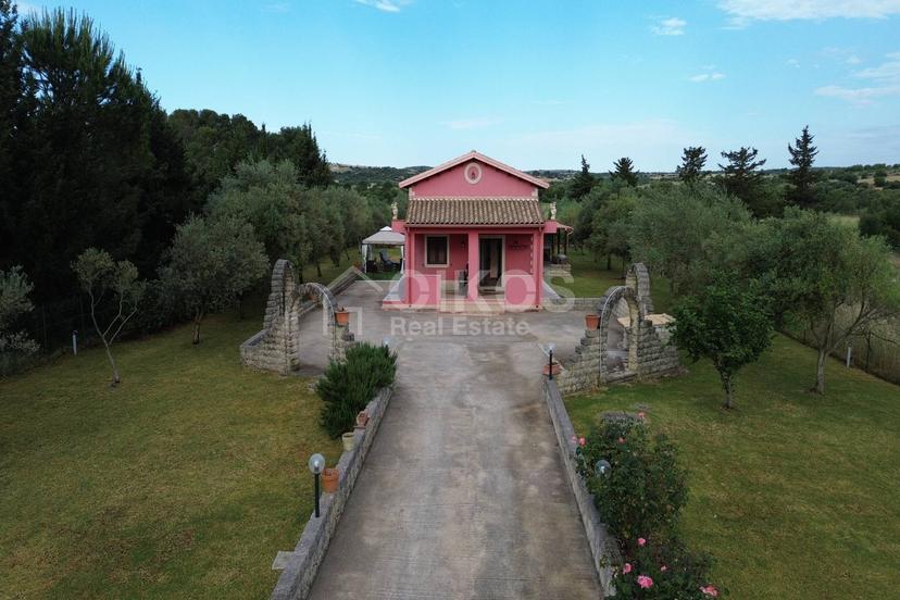 Villa in Contrada Manghisi, Noto