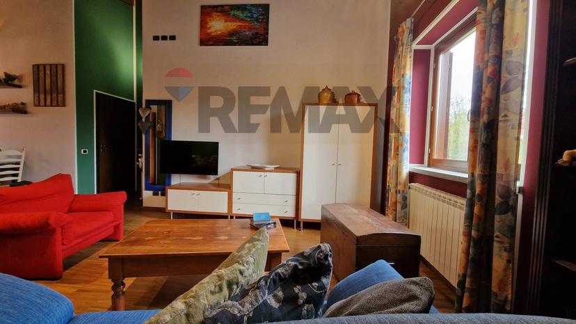 Bilocale in Via Tonale 4, Besnate — foto 3 di 5