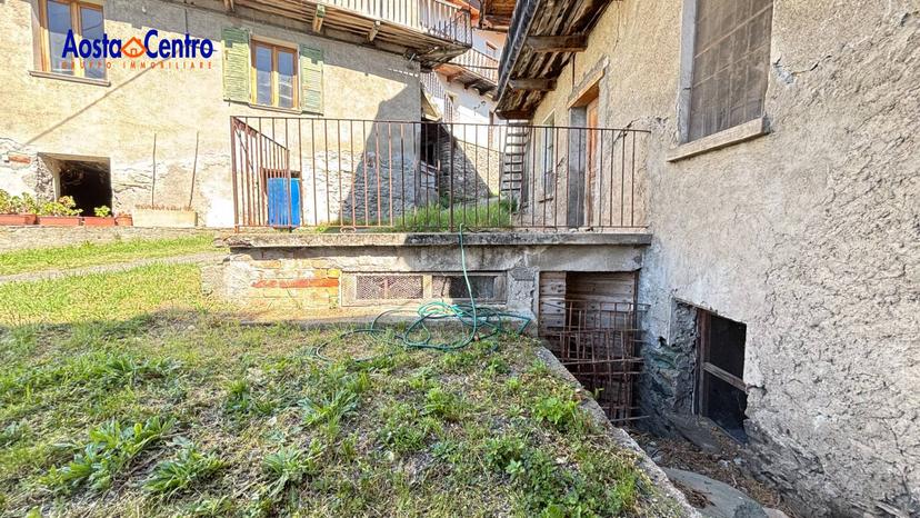 Rustico in Frazione Champretavy, Saint-Pierre — foto 4 di 5