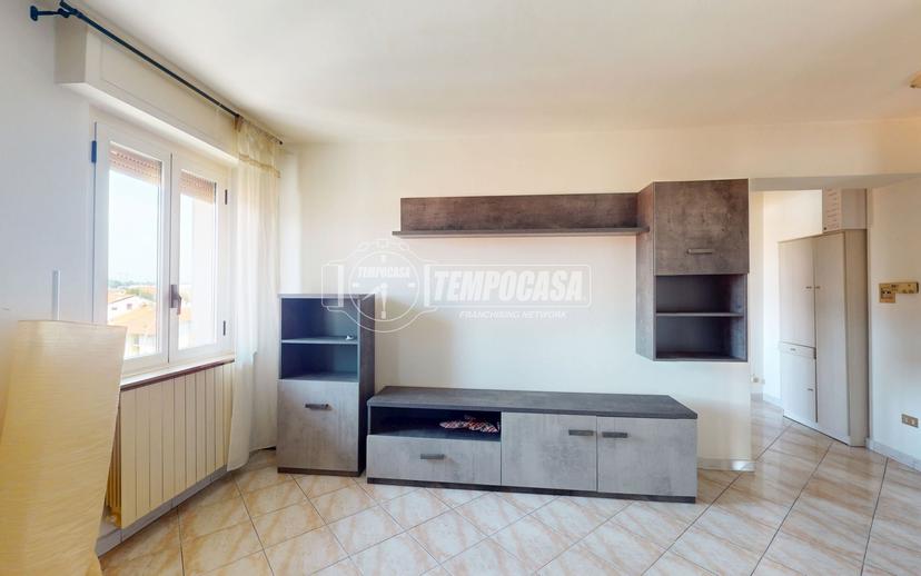 Bilocale in Via Comasinella, Cogliate