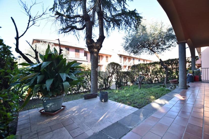 Villa a schiera in Via delle Quattro Marie, Bellinzago Lombardo — foto 2 di 5