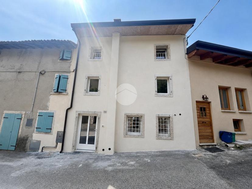 Casa indipendente in Via Dosso di Rubiana 41, Caprino Veronese — foto 4 di 5