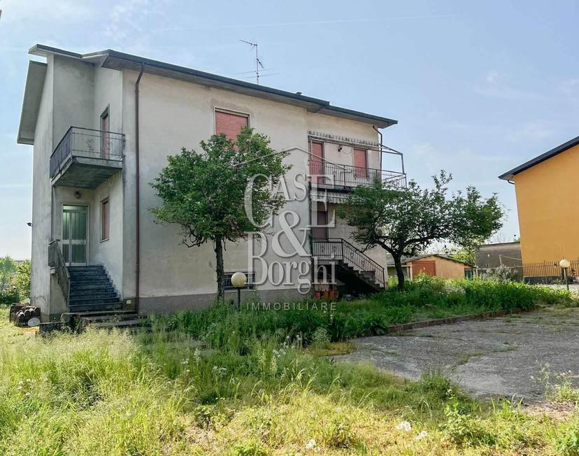 Casa indipendente, Bressana Bottarone — foto 2 di 5