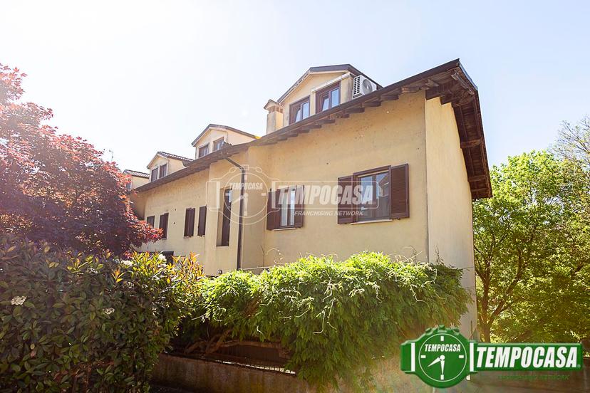 Trilocale in Via Giuseppe Garibaldi, Sant'Angelo Lodigiano — foto 3 di 5