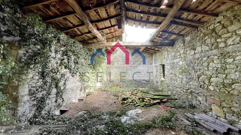 Rustico in Loc. Solceta, Castiglione di Garfagnana — foto 3 di 5