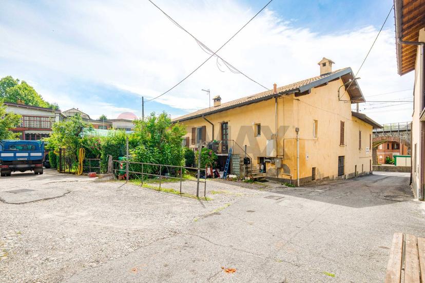 Bilocale, Barasso — foto 2 di 5