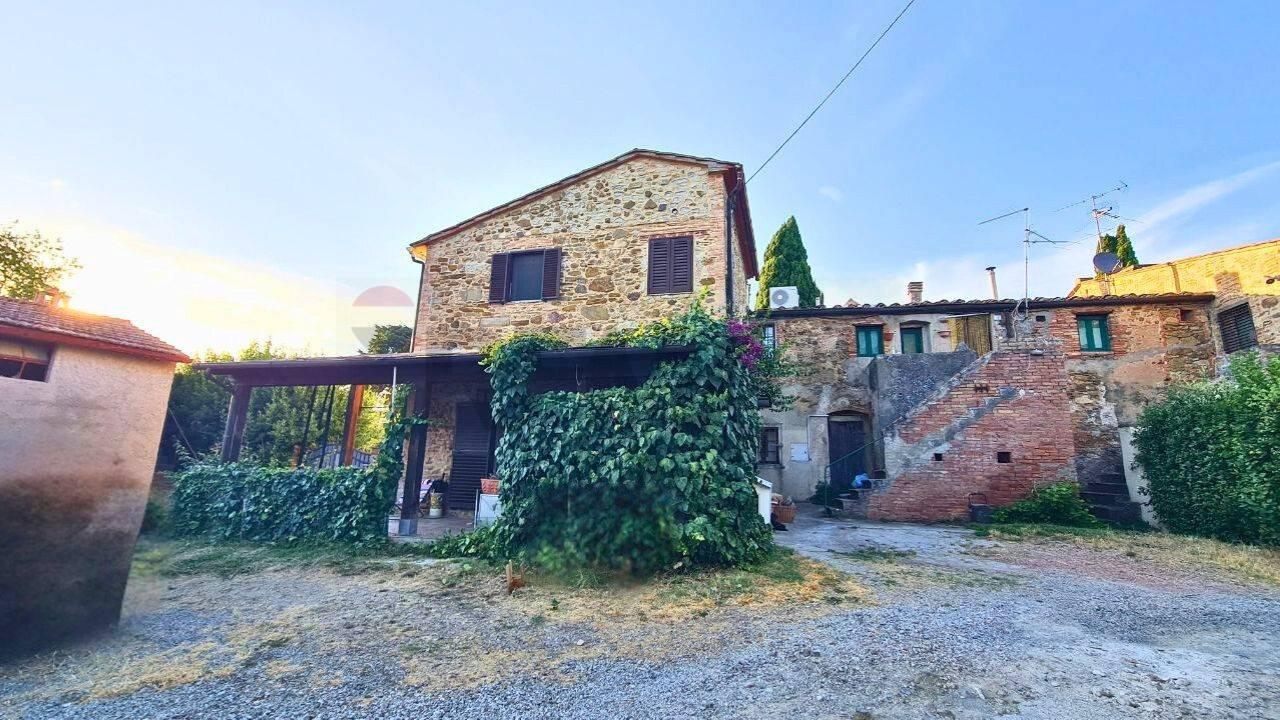 Casa indipendente, Gambassi Terme