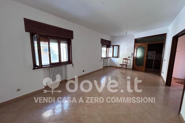 Appartamento in Via Tommaso Campanella 5, San Giorgio Ionico — foto 2 di 5