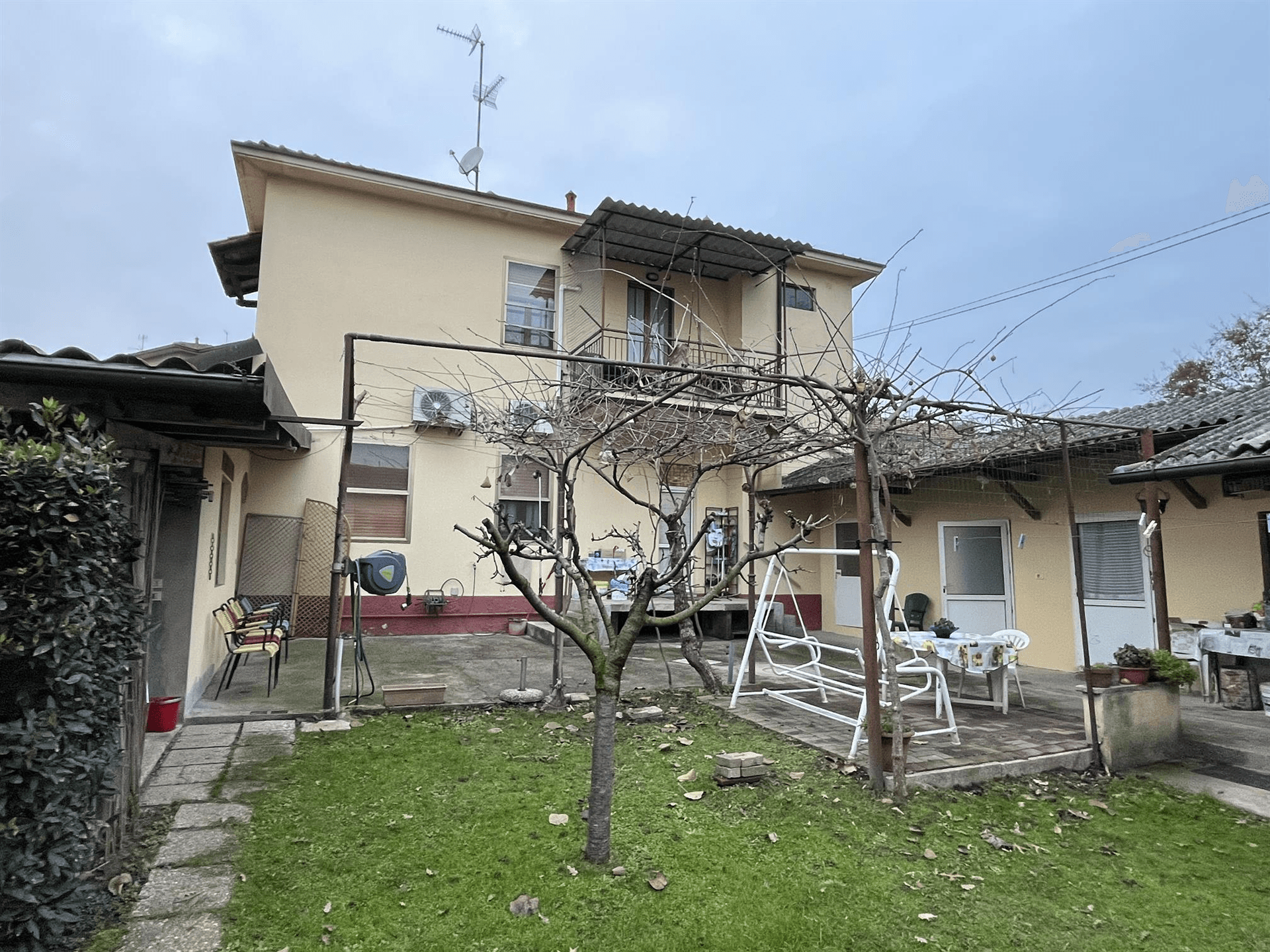 Villa bifamiliare, Vigevano