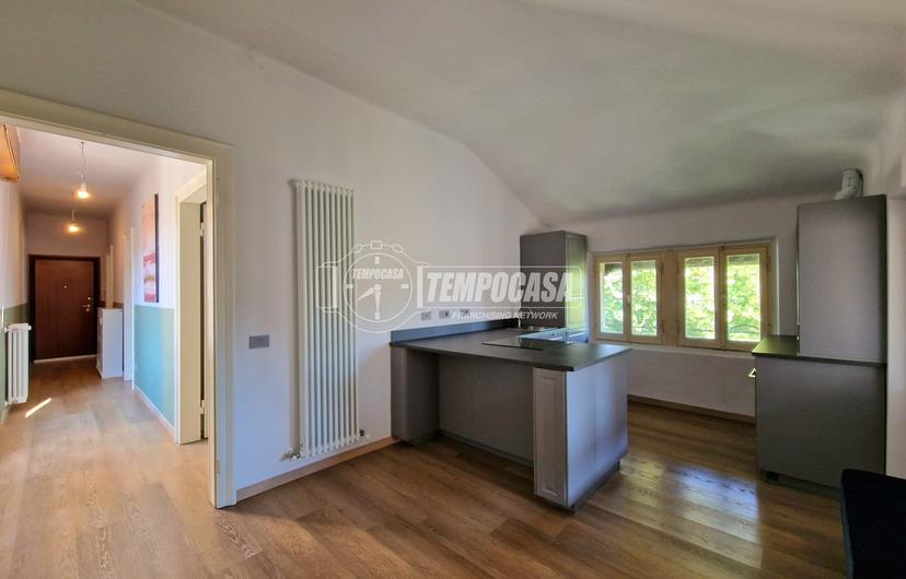 Trilocale in Piazza Brugnola 3, Salsomaggiore Terme — foto 2 di 5