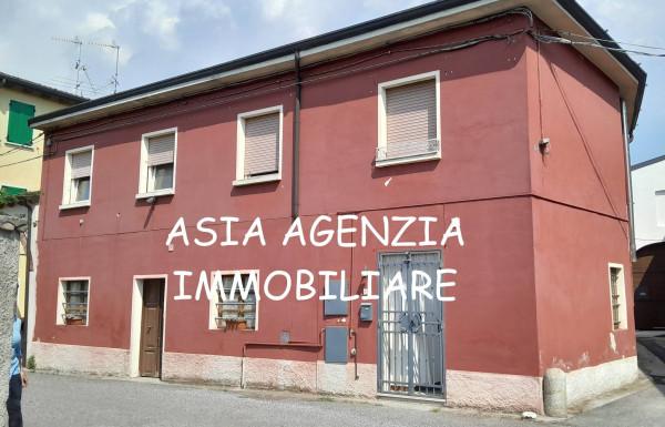 Terratetto unifamiliare in Via Camillo Benso di Cavour 33, Quinzano d'Oglio — foto 2 di 5
