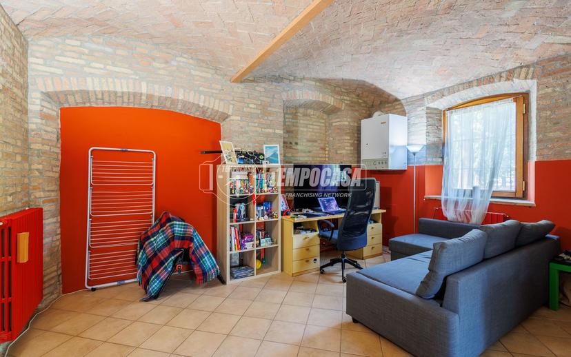 Bilocale in Strada dei Notari 13, Collecchio — foto 4 di 5
