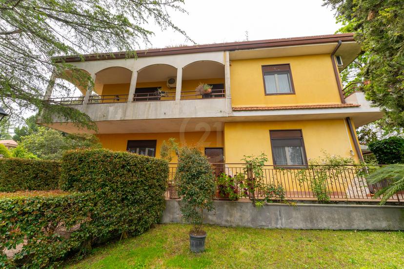 Villa in Via Giacomo Leopardi 10, Pedara — foto 5 di 5