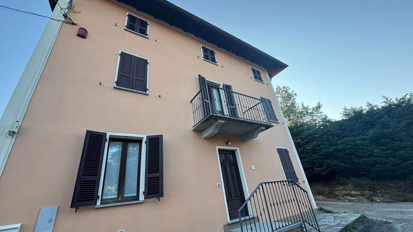 Casa indipendente in Donelasco 3, Santa Maria della Versa — foto 4 di 5